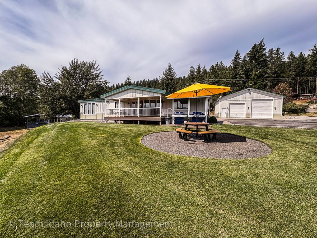 House for rent at 34797 N Limekiln Rd, Bayview, ID 83803