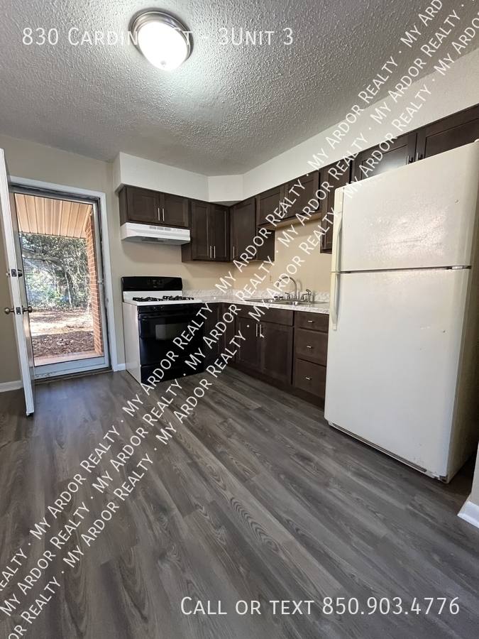 Apartment for rent at 830 Cardinal St #3UNIT 3, Fort Walton Beach, FL 32547