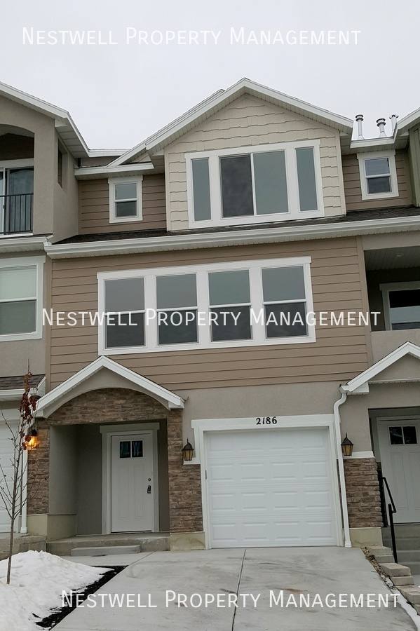 Townhouse for rent at 2186 W Crestview Dr, Lehi, UT 84043
