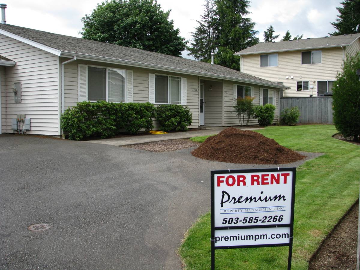 Apartment for rent at 5114 Skyline Village Loop S, Salem, OR 97306
