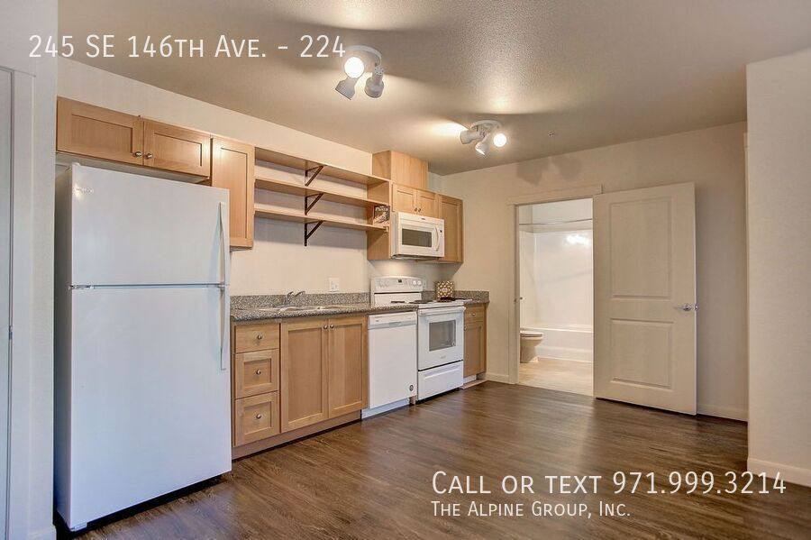 Apartment for rent at 245 SE 146th Ave #224, Portland, OR 97233