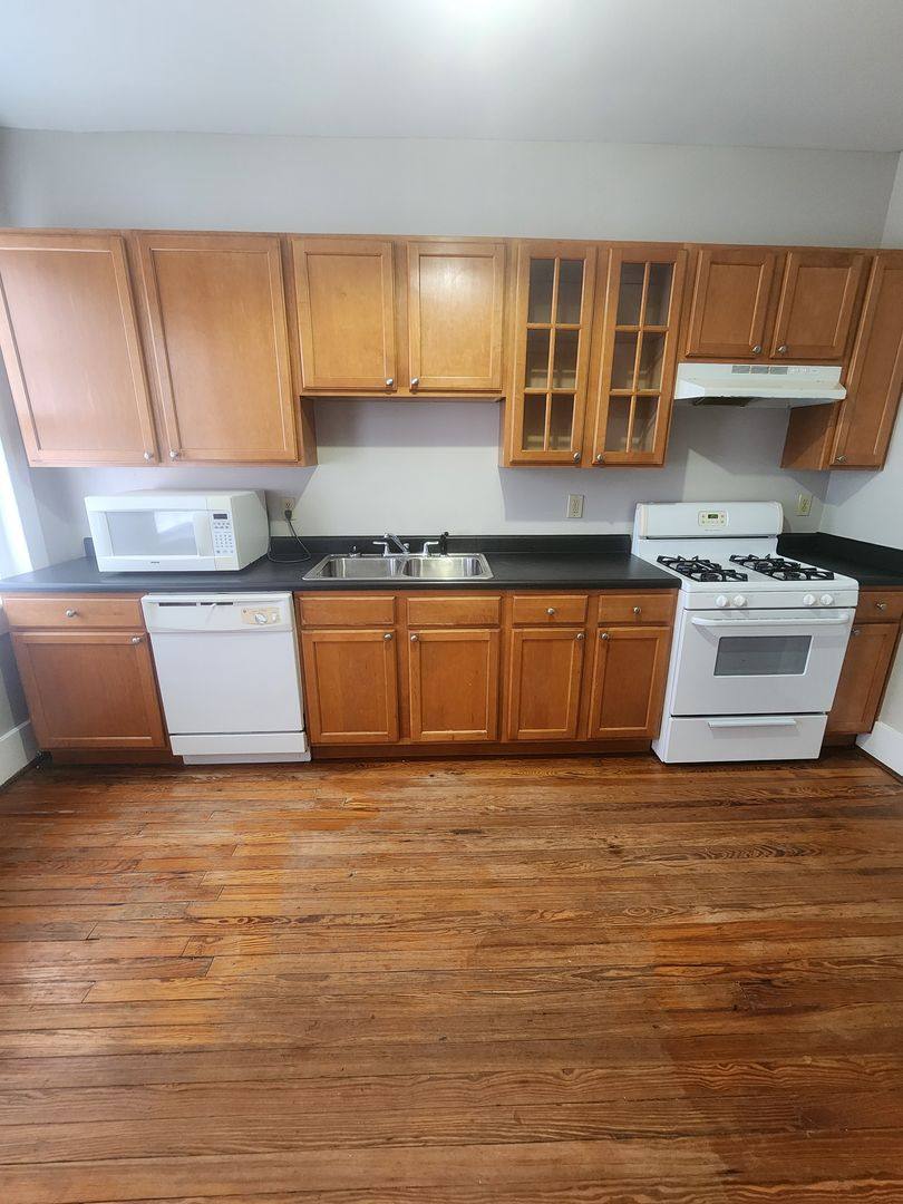 Apartment for rent at 855 Mulberry St #202, Macon, GA 31201