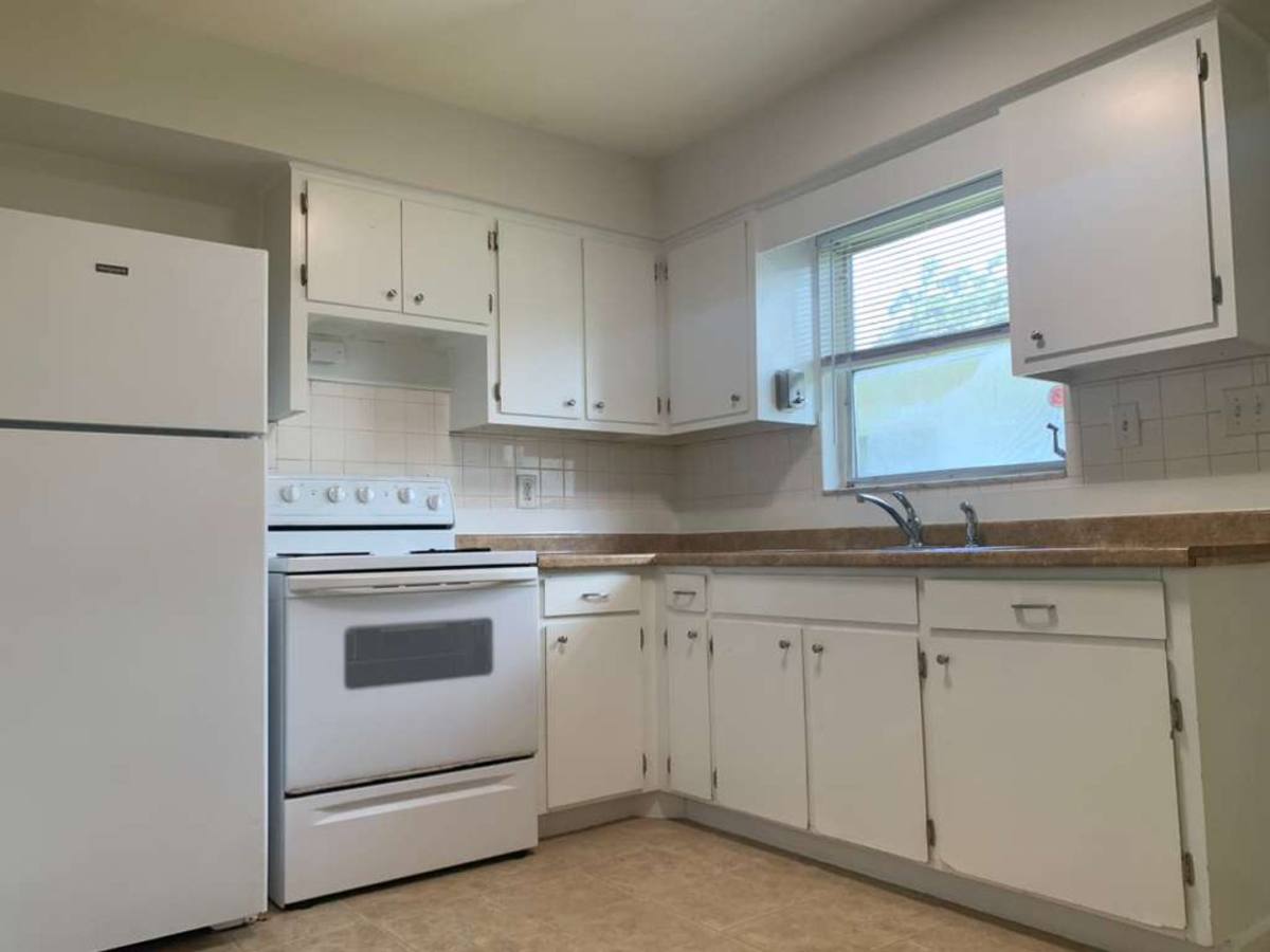 Apartment for rent at 3007 50th St S, Saint Petersburg, FL 33707