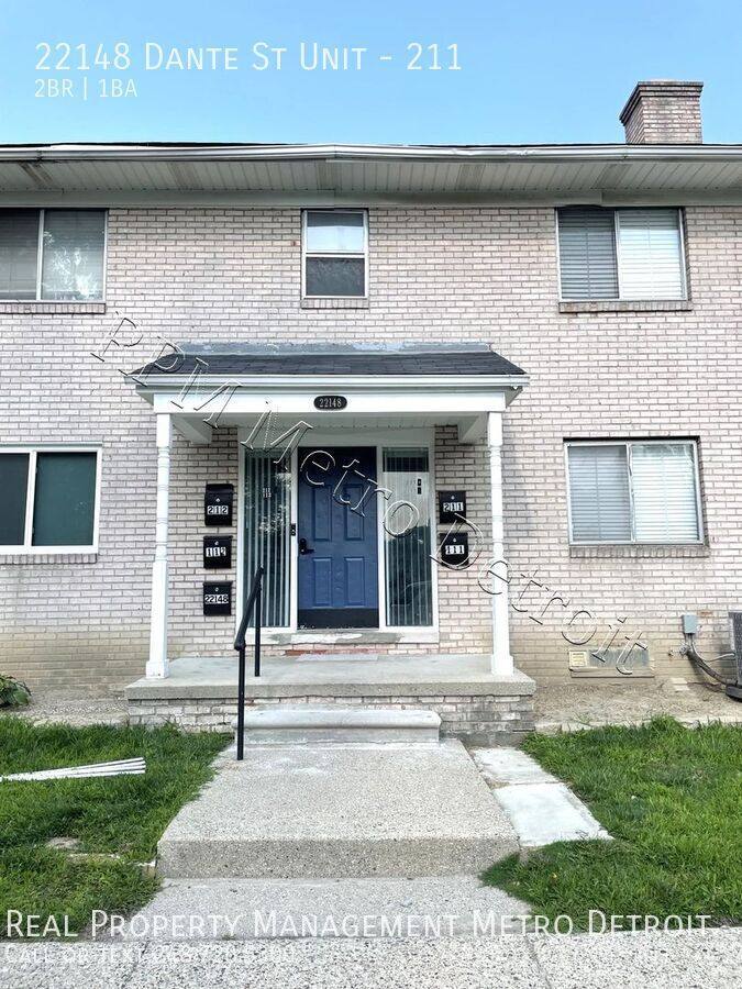 Condo for rent at 22148 Dante St #211, Oak Park, MI 48237