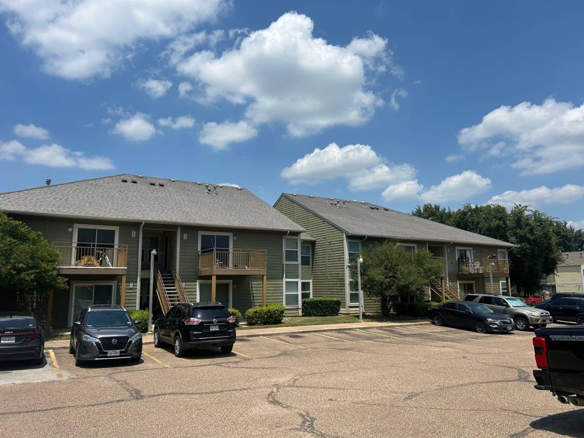 Condo for rent at 1500 Lakeshore Dr, Waco, TX 76705