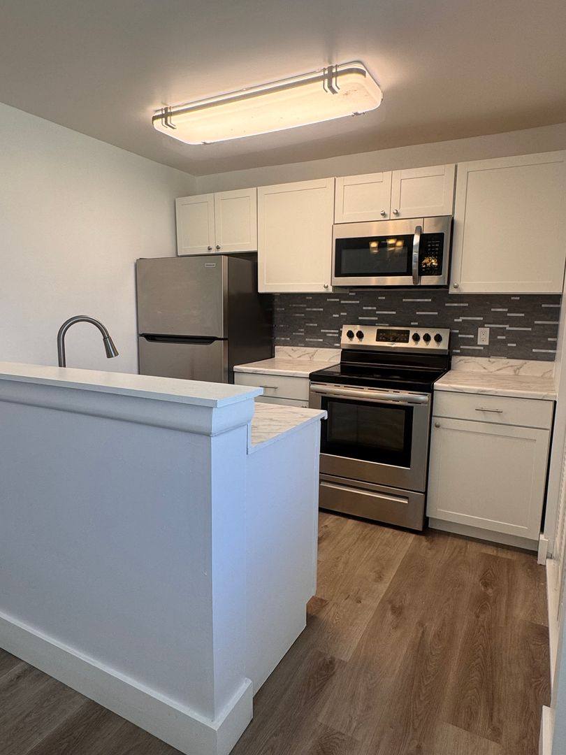 House for rent at 801 W Tiffany Dr, West Palm Beach, FL 33407