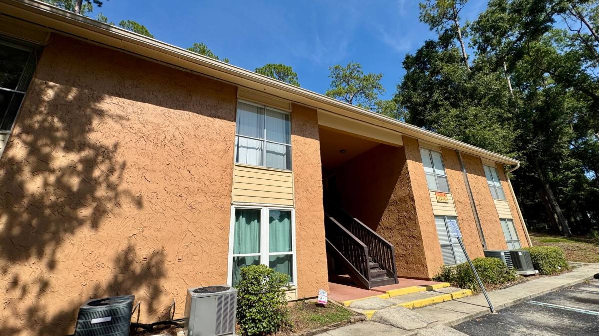 Apartment for rent at 1810 NW 23rd Blvd, Gainesville, FL 32605