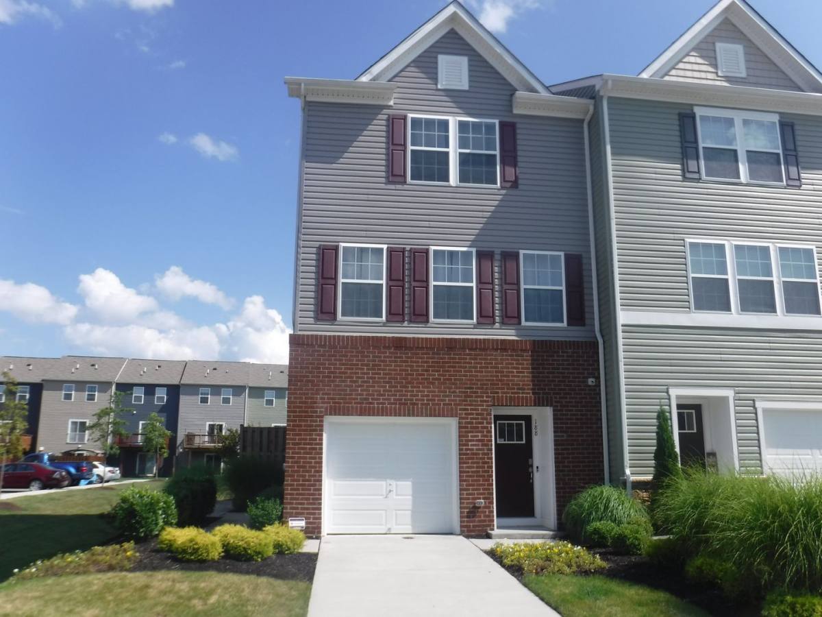 Townhouse for rent at 188 Drexel Court, Martinsburg, WV 25404