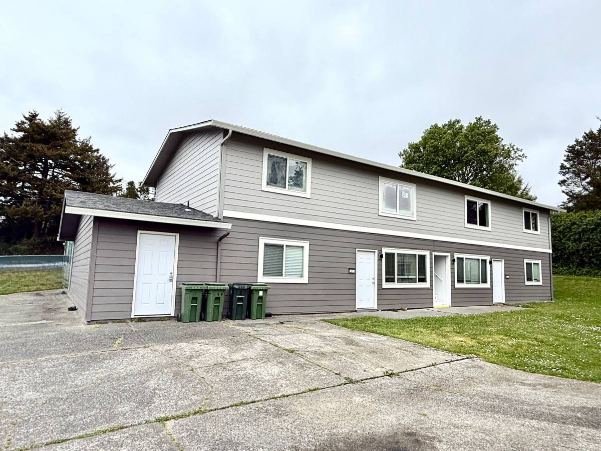 Apartment for rent at 235 N Wasson, Coos Bay, OR 97420