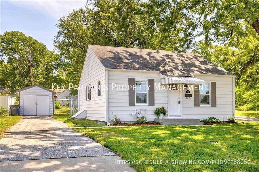 House for rent at 736 S Cherry St, Olathe, KS 66061