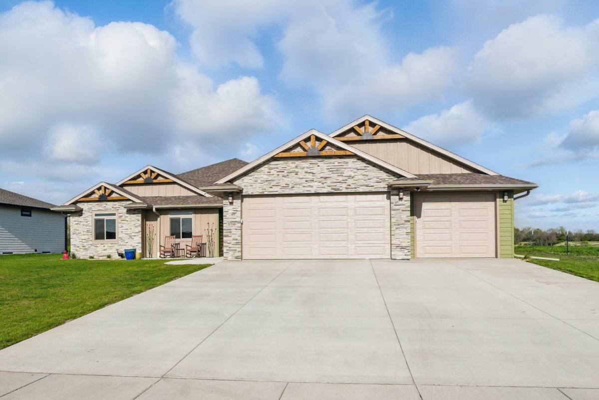House for rent at 5700 Island Court, Mitchell, SD 57301