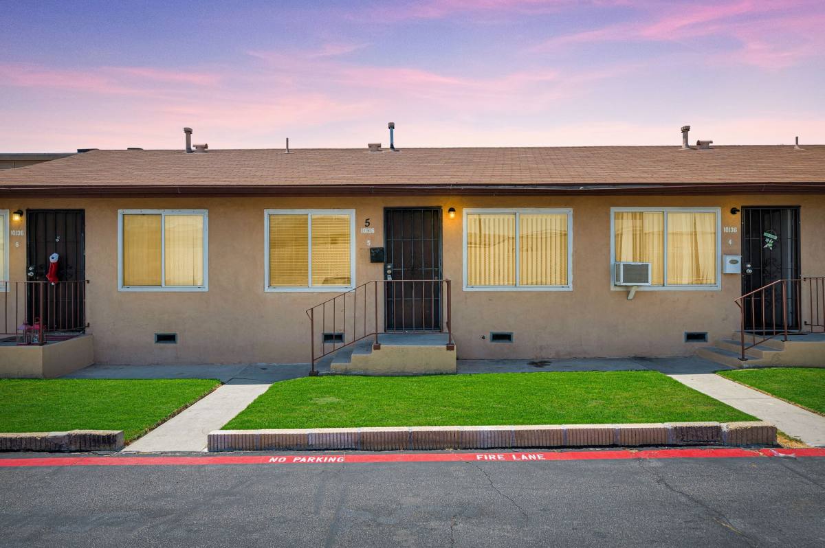 Apartment for rent at 10132 Alondra Blvd, Bellflower, CA 90706