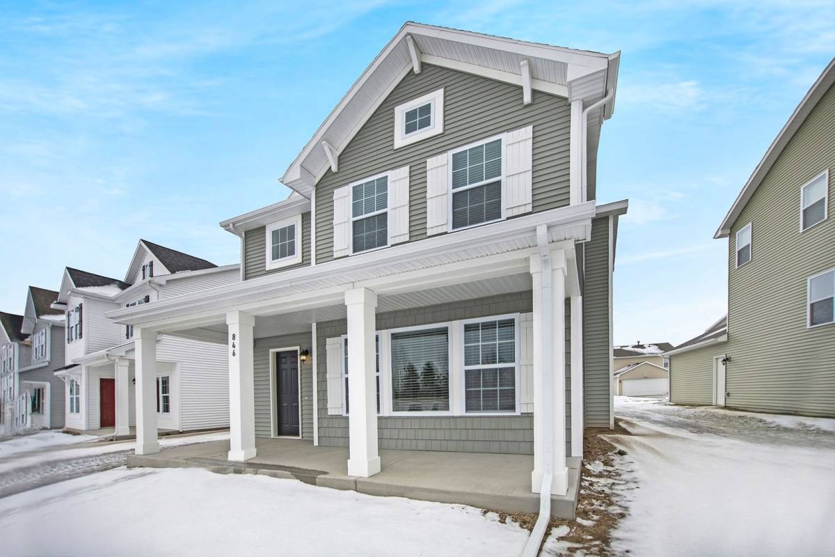 House for rent at 854 Winchester St, Holland, MI 49423