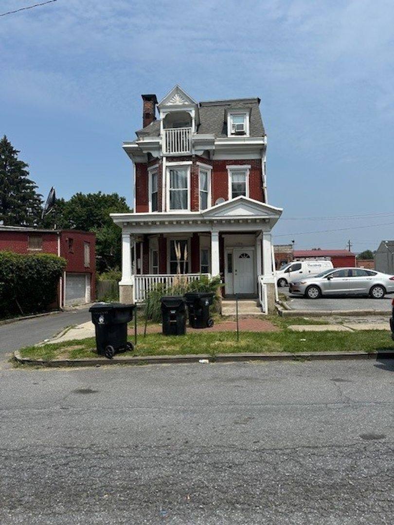 Apartment for rent at 1306 Vernon St #1, Harrisburg, PA 17104