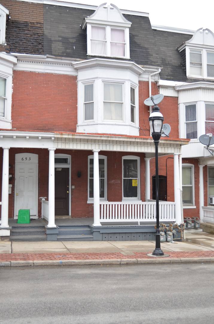 Apartment for rent at 651 W Princess St, York, PA 17401