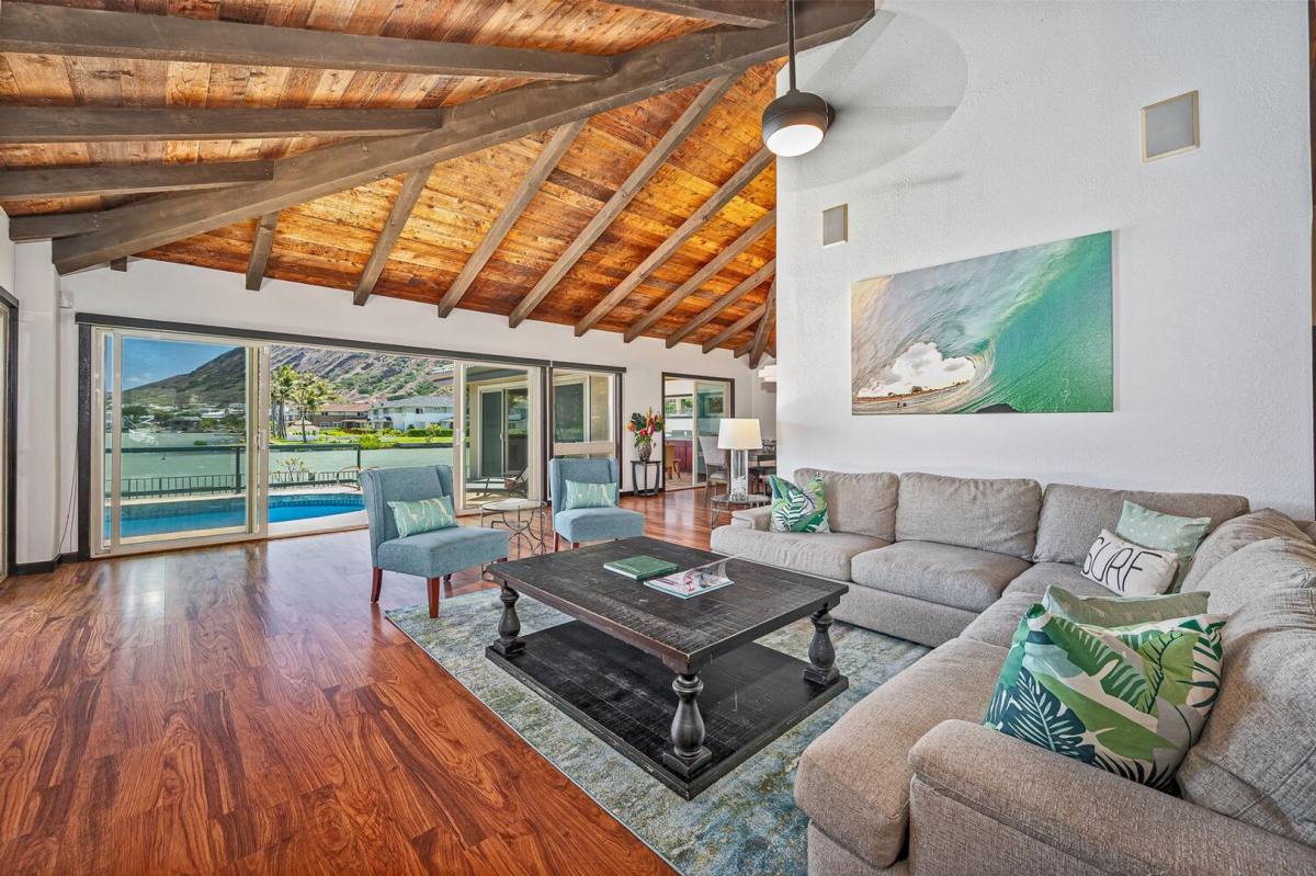 House for rent at 7087 Ehu Wai Place, Honolulu, HI 96825
