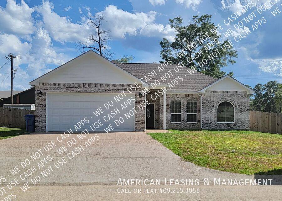 House for rent at 1003 Lindsey Lane, Lufkin, TX 75904