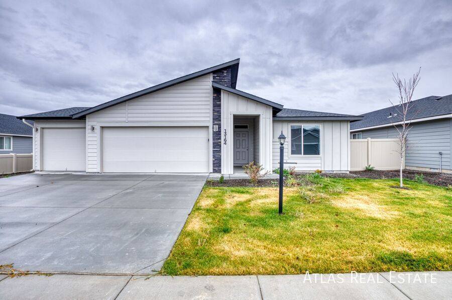 House for rent at 13164 S Coquille River Ave, Nampa, ID 83686