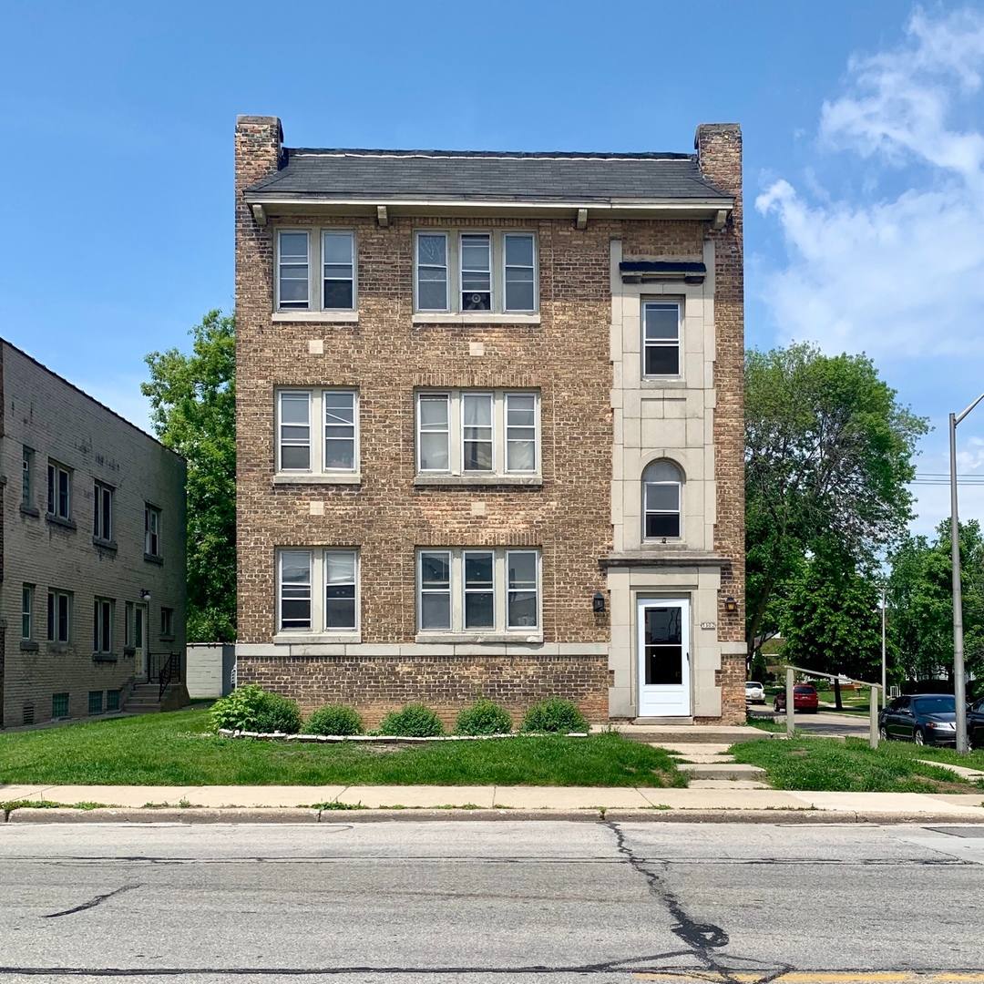 Apartment for rent at 5302 W Burnham St, Milwaukee, WI 53219