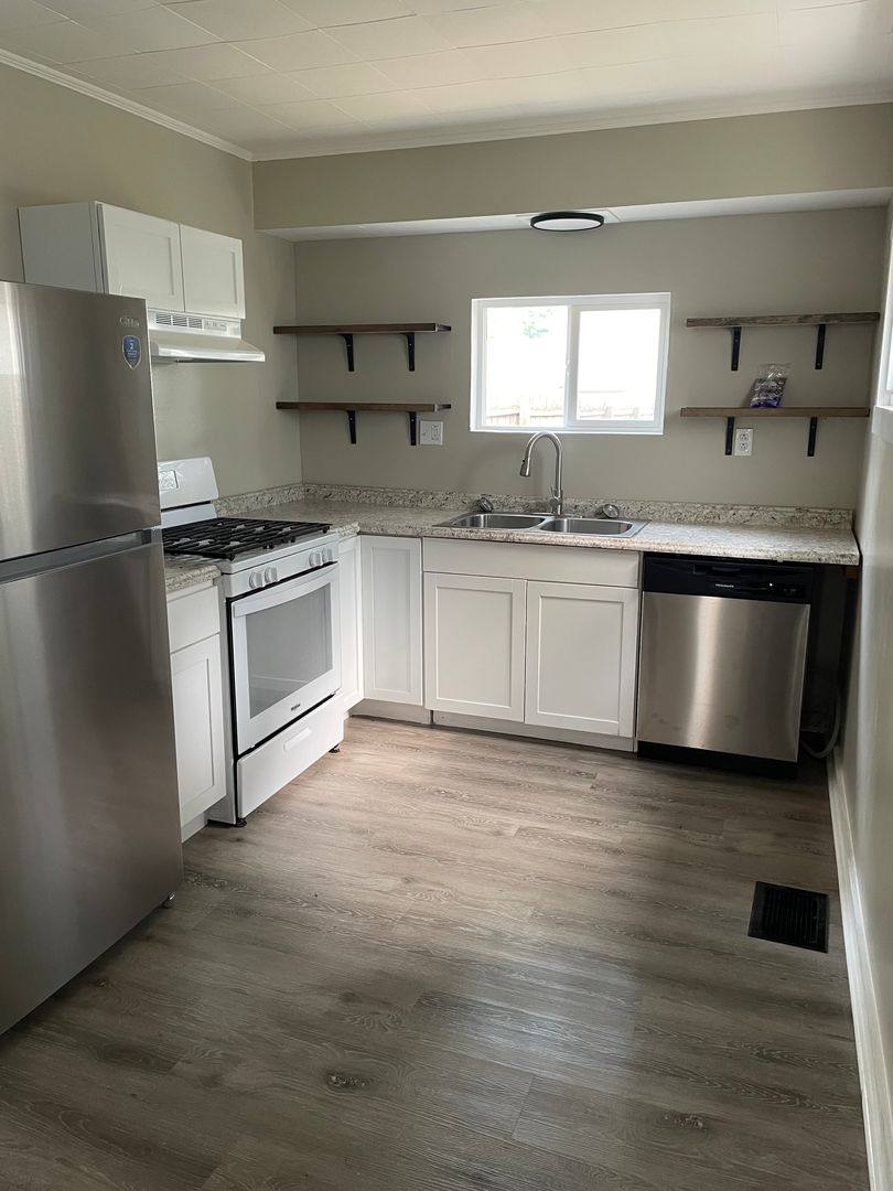 House for rent at 215 W N St, Carlisle, PA 17013