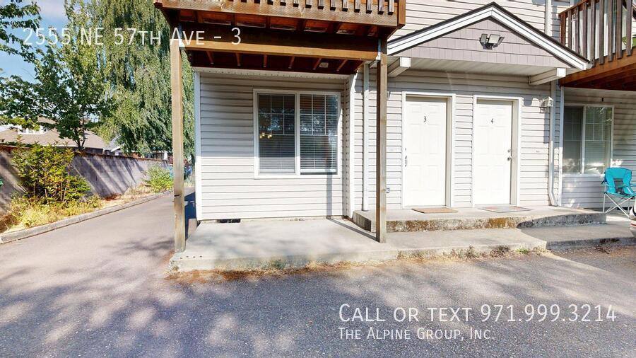 Townhouse for rent at 2555 NE 57th Ave #3, Portland, OR 97213