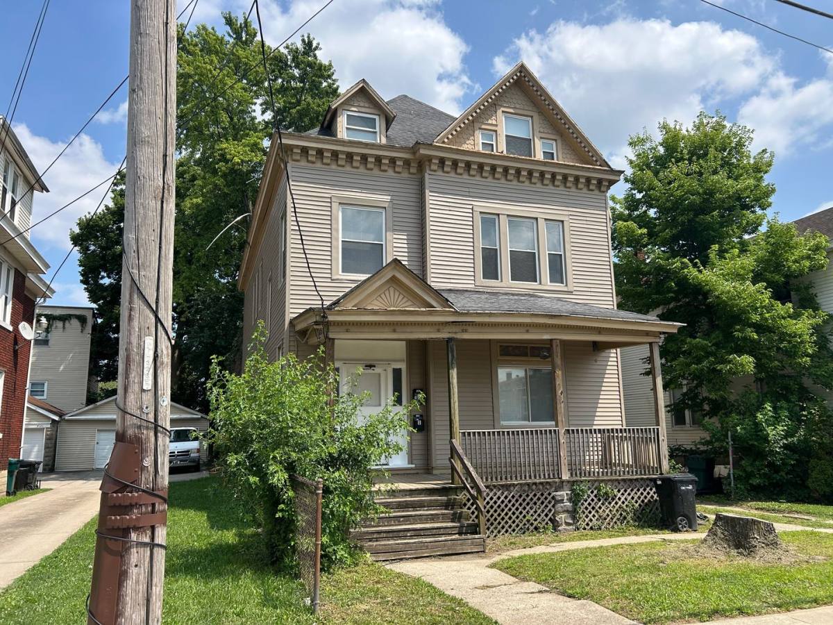 Apartment for rent at 1214 Iliff Ave, Cincinnati, OH 45205
