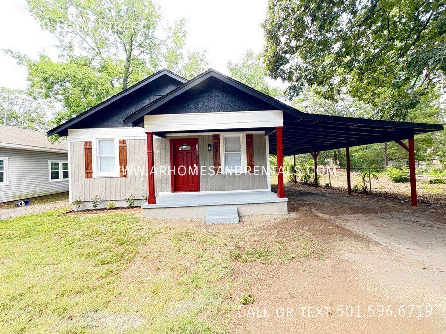 House for rent at 3120 Elam St, Little Rock, AR 72204