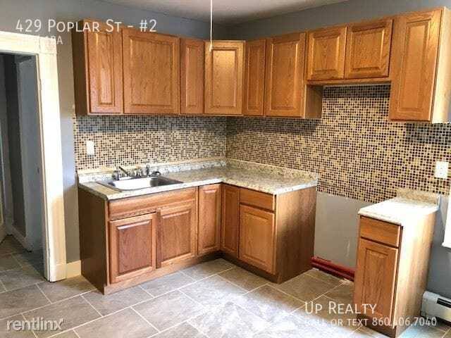 Apartment for rent at 429 Poplar St #2, New Haven, CT 06513