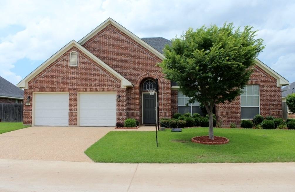 House for rent at 202 Captain Hm Shreve, Shreveport, LA 71115