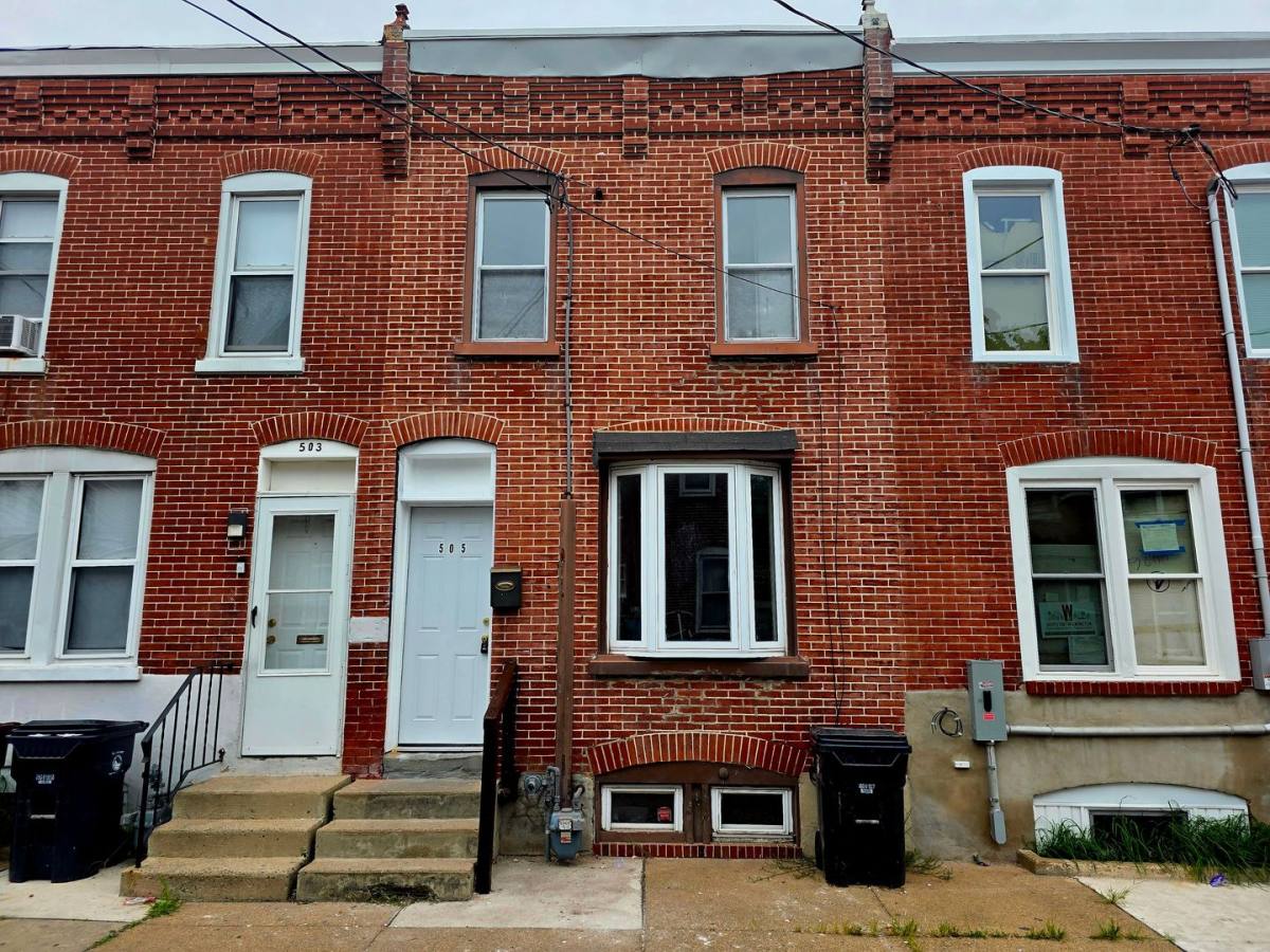 Townhouse for rent at 505 Shearman St, Wilmington, DE 19801