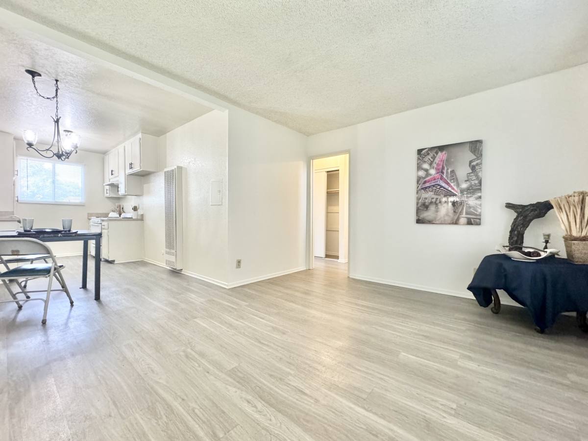 Apartment for rent at 18545 Burbank Blvd #20, Tarzana, CA 91356
