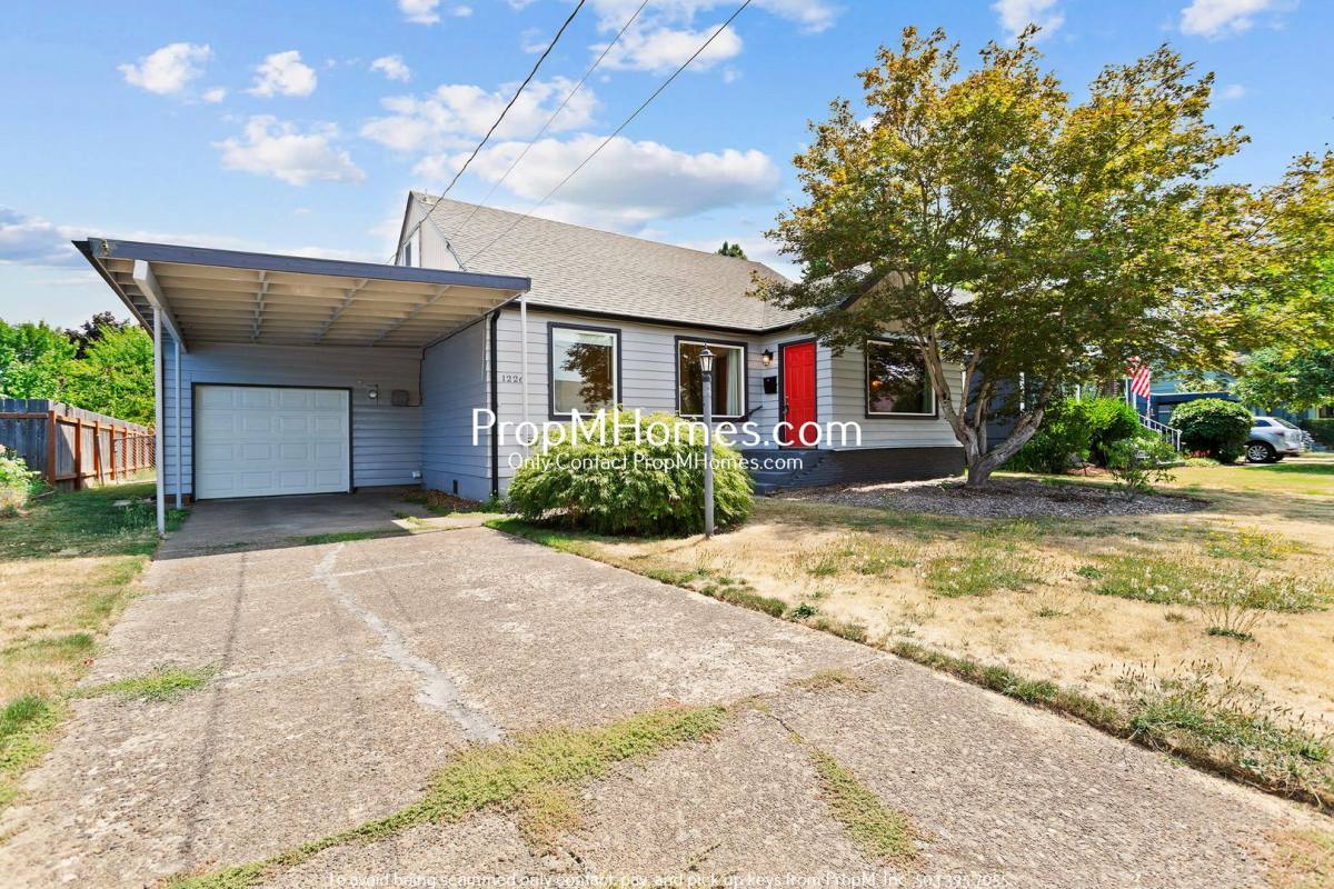 House for rent at 1226 25th St NE, Salem, OR 97301