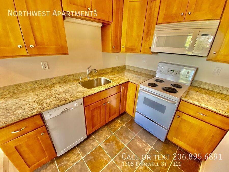 Apartment for rent at 1305 E Howell St #302, Seattle, WA 98122