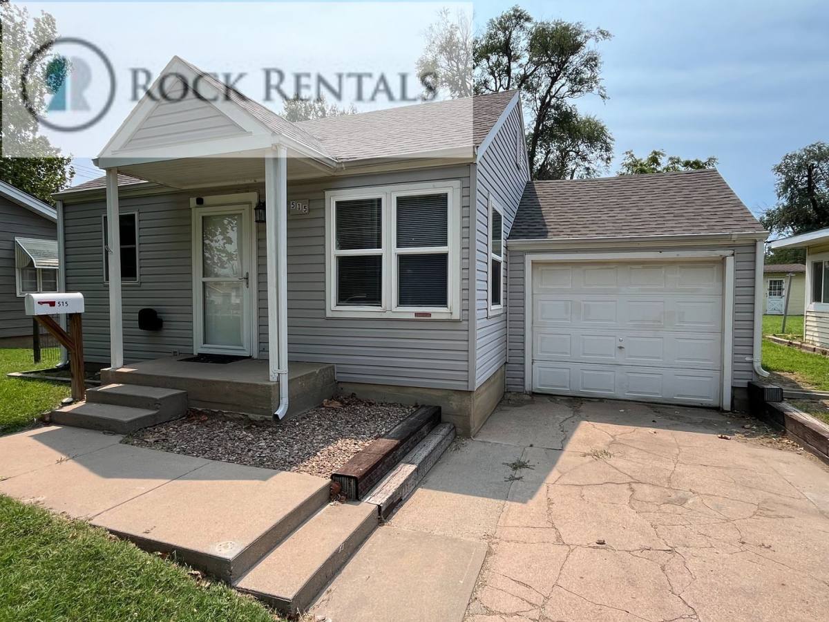 House for rent at 515 W 13th Ave, Hutchinson, KS 67501