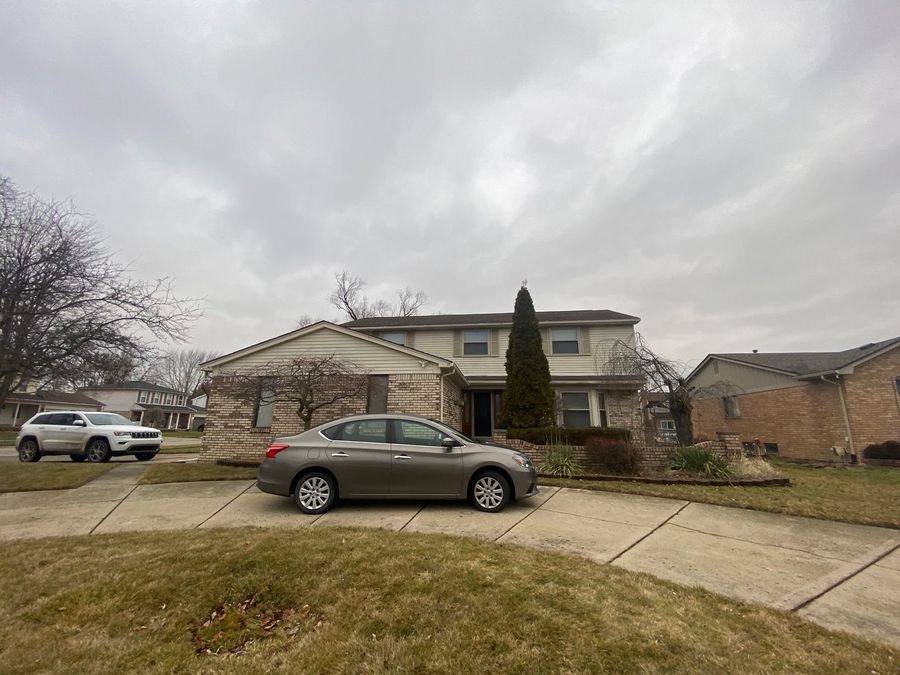 House for rent at 17381 Washington Court, Macomb, MI 48044