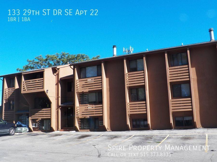 Apartment for rent at 133 29th St Dr SE #22, Cedar Rapids, IA 52403