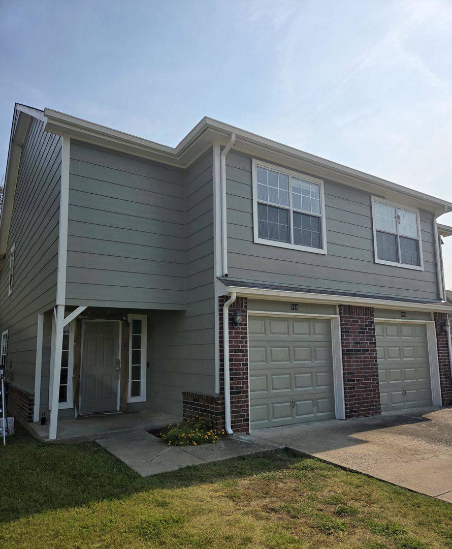 Apartment for rent at 938 940 Rc, Catoosa, OK 74015