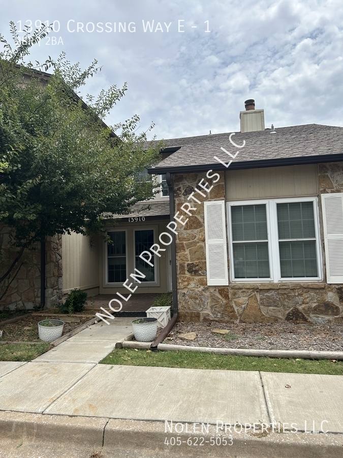Condo for rent at 13910 Crossing Way E #1, Edmond, OK 73013