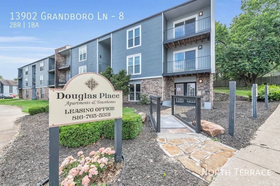 Apartment for rent at 13902 Grandboro Lane #8, Grandview, MO 64030