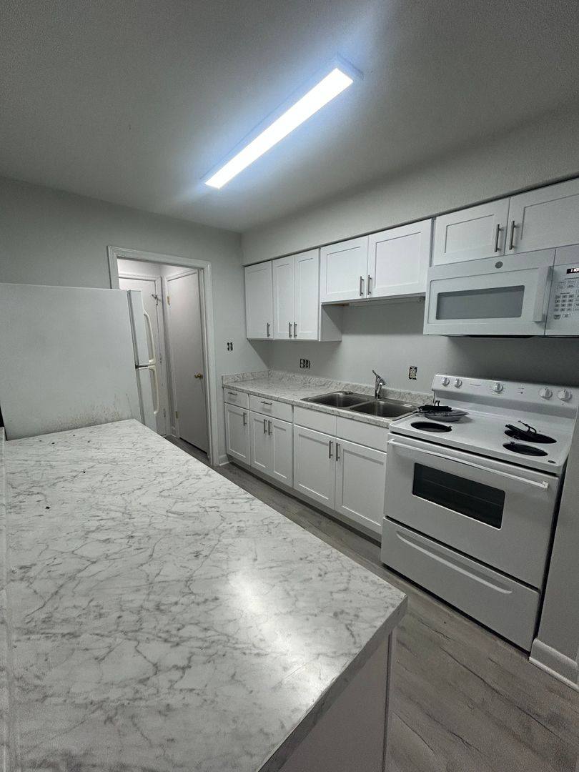 Apartment for rent at 501 Jones Ferry Rd #Y-8, Carrboro, NC 27510
