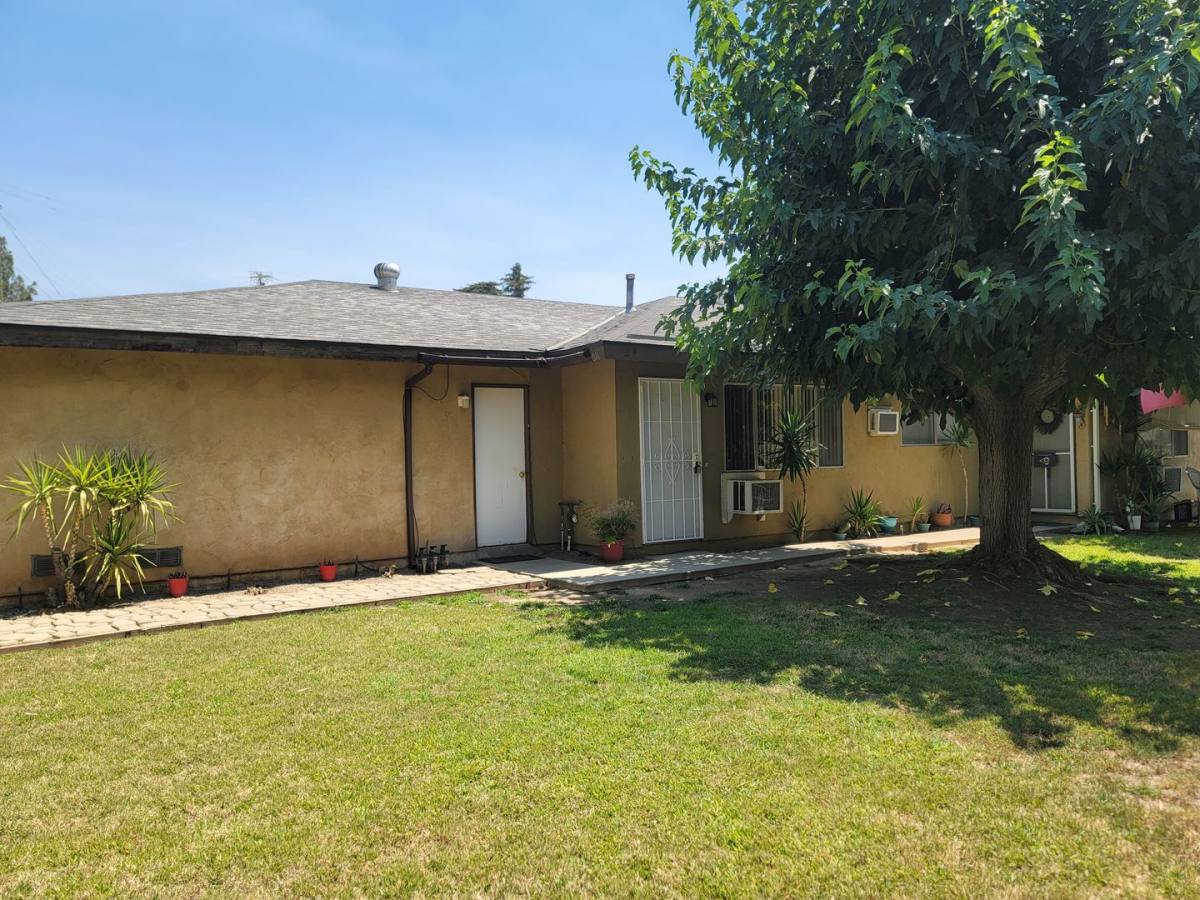 House for rent at 811 W State St, Redlands, CA 92373