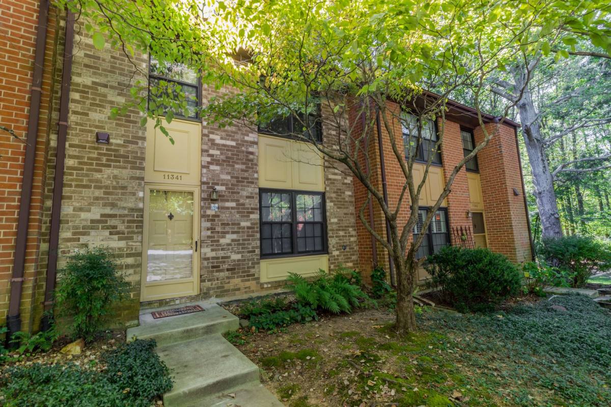 Townhouse for rent at 11341 Headlands Court, Reston, VA 20191