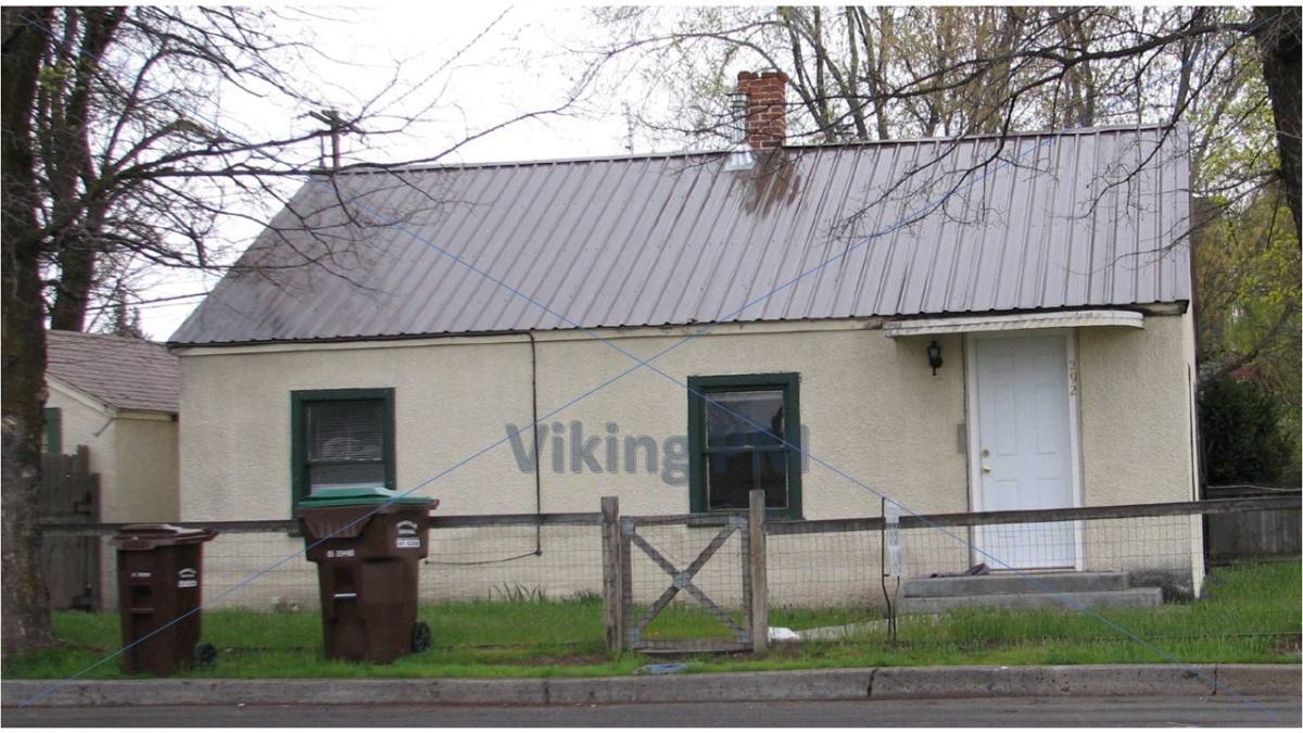 House for rent at 292 NW 5th St, Prineville, OR 97754