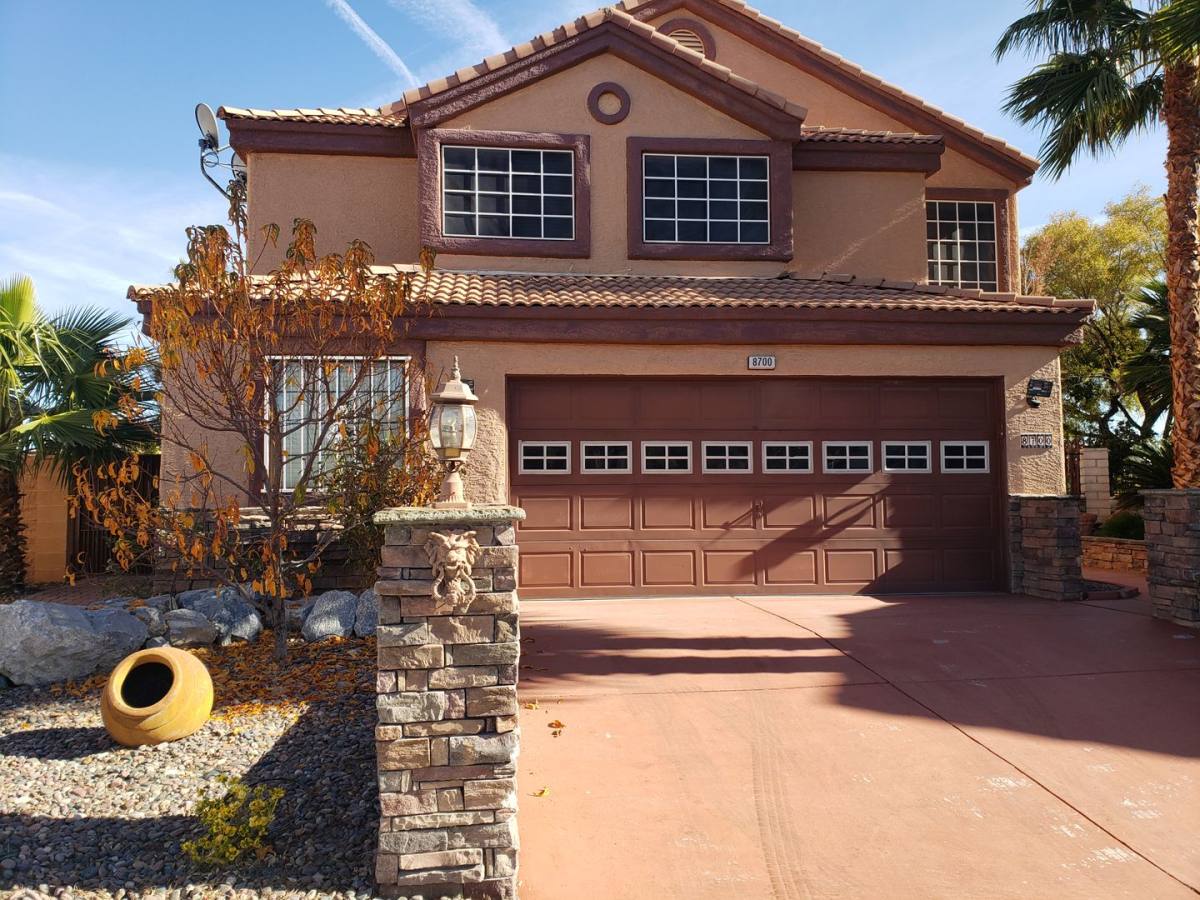 House for rent at 8700 Captains Place, Las Vegas, NV 89117