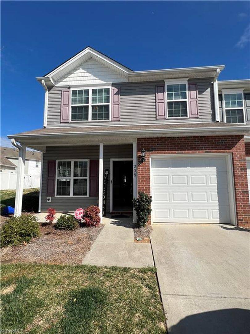 Townhouse for rent at 208 Madison Square Ave, Greensboro, NC 27407