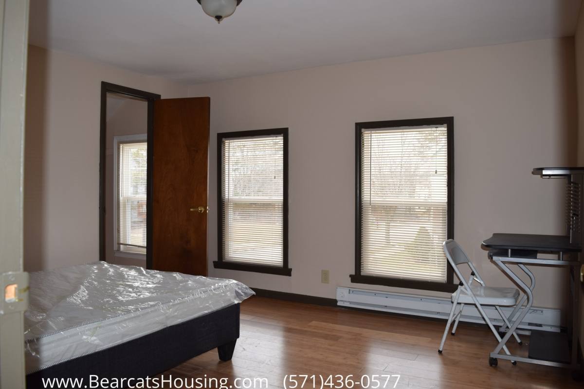 Apartment for rent at 100 Walnut St, Binghamton, NY 13905