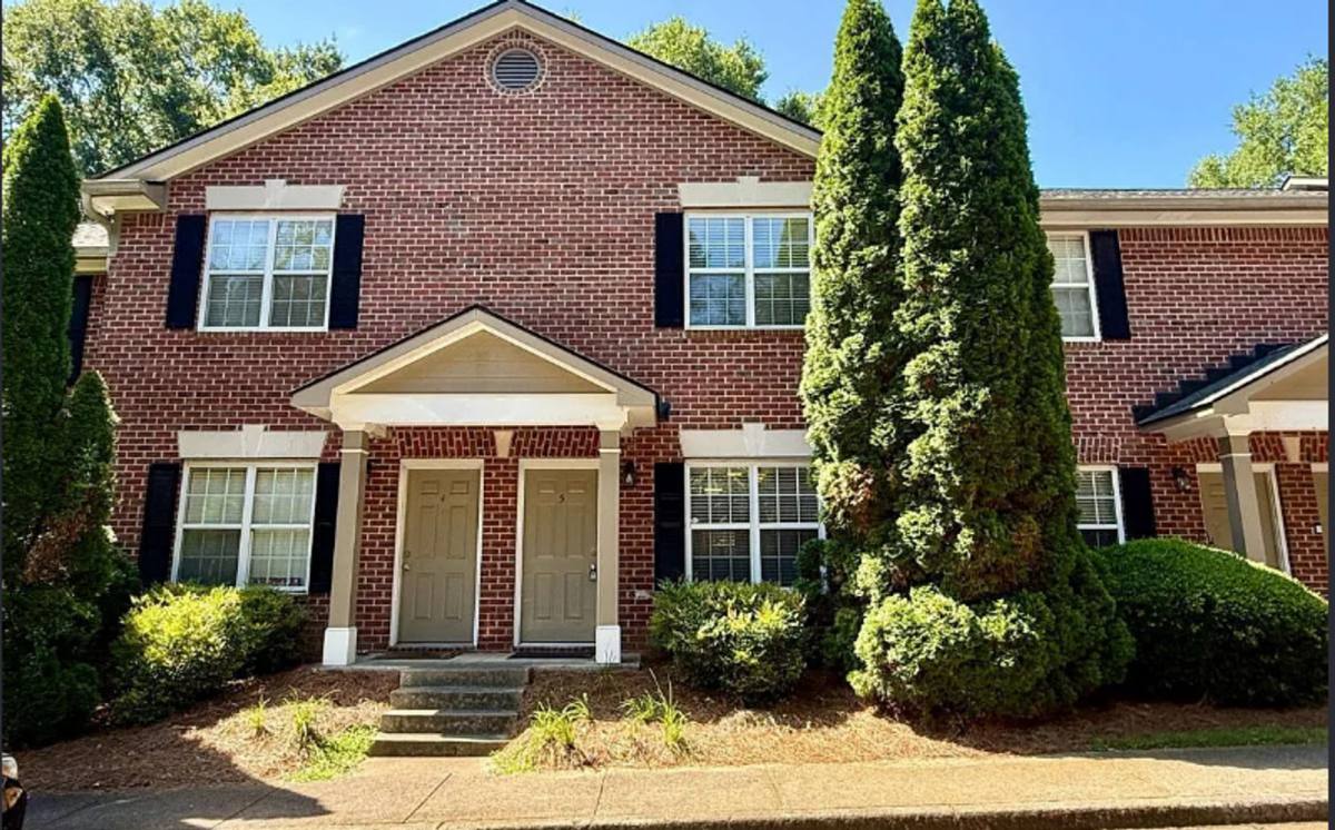 Apartment for rent at 460 Barnett Shoals Rd, Athens, GA 30605