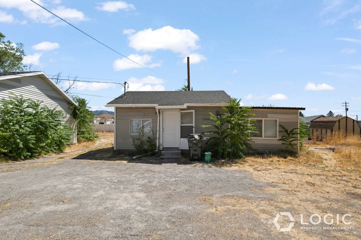 Apartment for rent at 457 N 100 E, Tooele, UT 84074