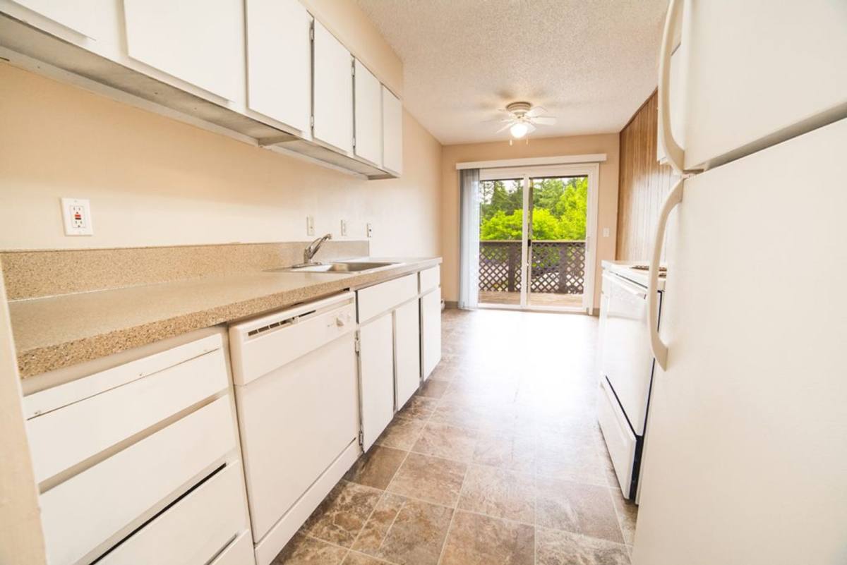 Apartment for rent at 6301 SW Palatine St, Portland, OR 97219