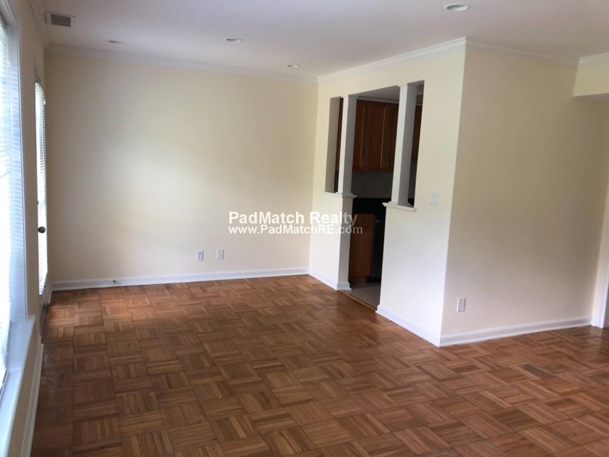 Townhouse for rent at 50 Gerry Rd, Chestnut Hill, MA 02467